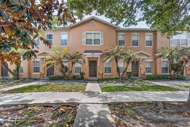 Foto del edificio - 216 Deepcove Rd