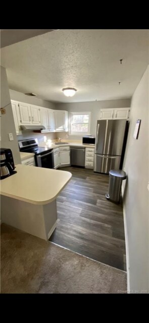 Kitchen - 1211 Twin Circle Dr
