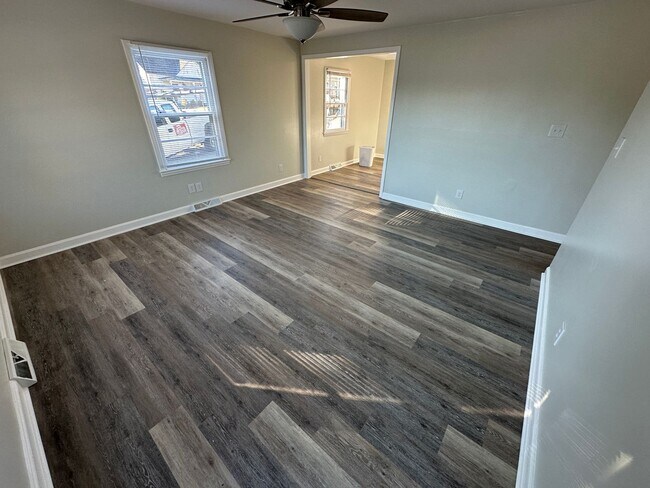 Building Photo - Great newly updated 3 bed 1 bath home in G...