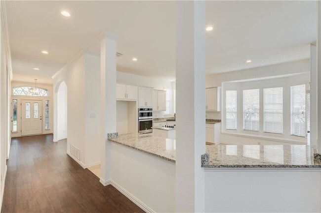 Foto del edificio - 5504 Lexington Pl