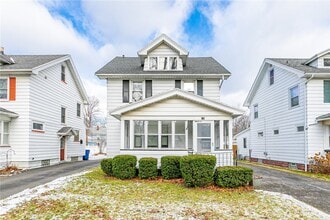 Building Photo - 176 Merwin Ave