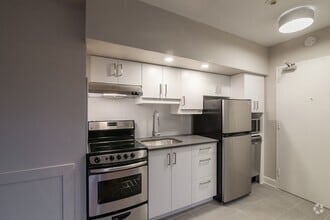 Building Photo - 3455 Rue Aylmer