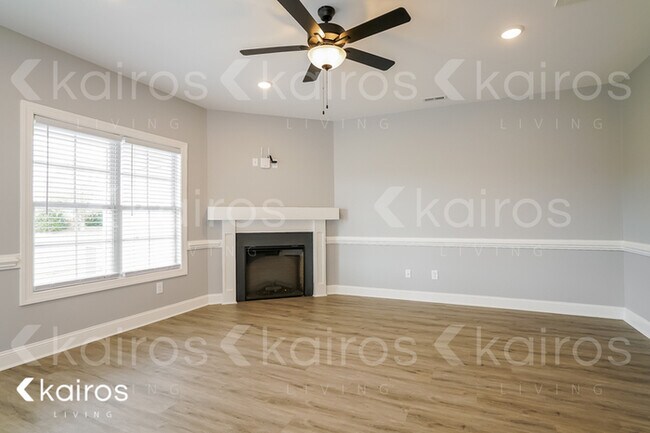 Building Photo - 3708 Oak Leaf Wy