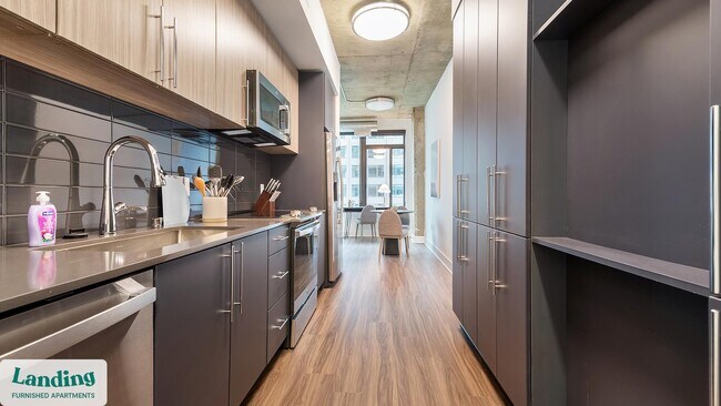 Building Photo - 5201 Leesburg Pike