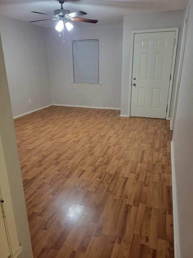 3008 Needles St, Euless, TX 76040 Townhome Rentals in Euless TX