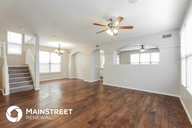Foto del edificio - 17145 W Statler St