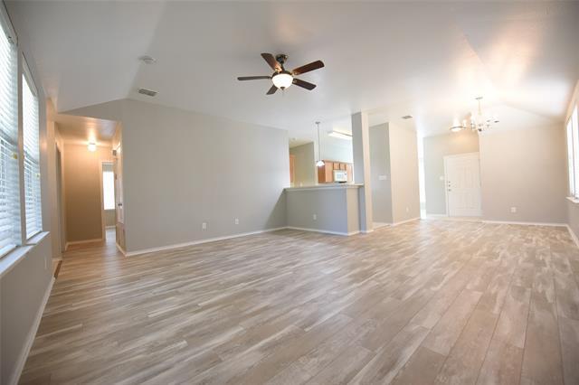 Building Photo - 421 Stanley Falls Dr