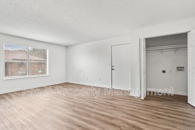Foto del edificio - 3111 W Greenwood St