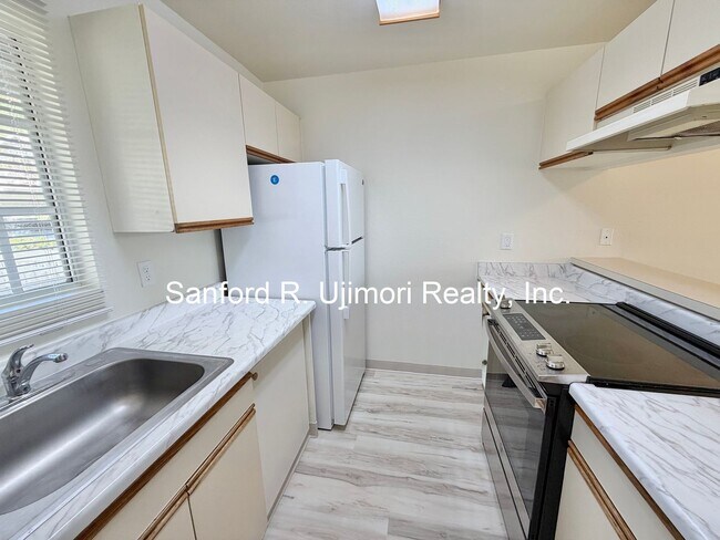 Building Photo - ham92115