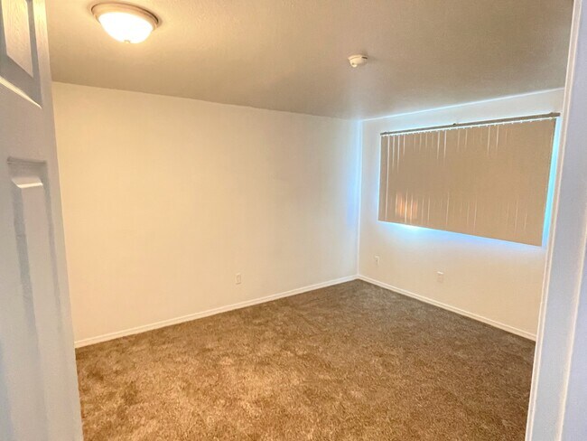 Foto del edificio - 3923 Partridge Ln NE