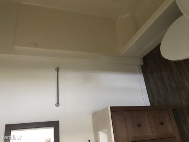 Building Photo - 2 br, 1 bath House - 309 W Plumer St