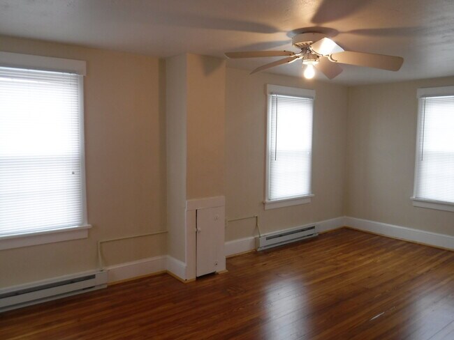 Foto del edificio - 13706 Maugansville Rd