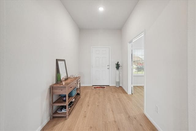 Building Photo - 1004 Pineview Ln