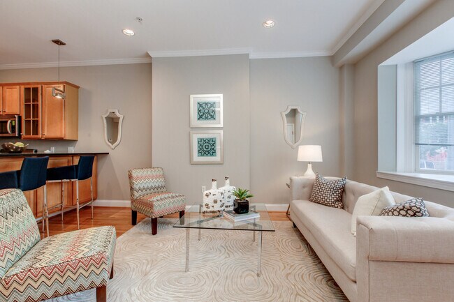 Foto del edificio - 2510 Ontario Rd NW