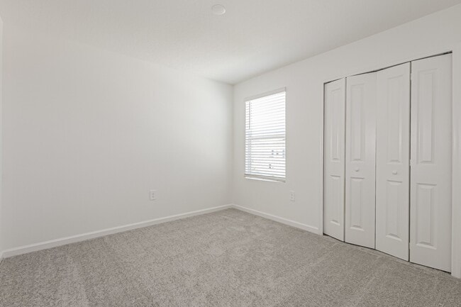 Building Photo - 3483 Howell Dr