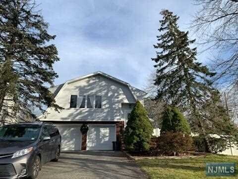 Primary Photo - 217 Rockland Ave
