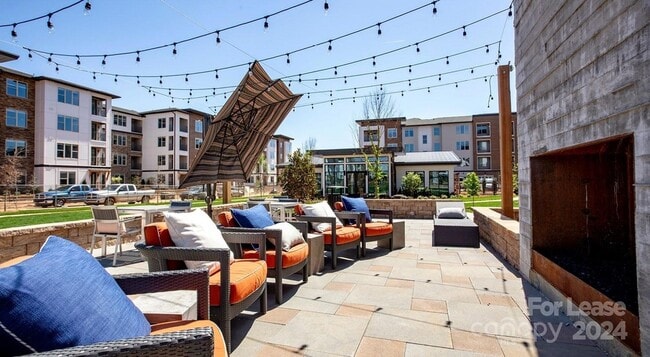 Building Photo - 6408 Providence Farm Ln