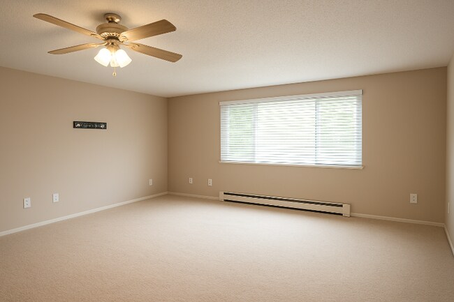 Foto del edificio - 6301 Robinson Rd