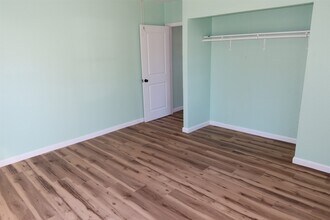 Building Photo - 5122 Avenue L