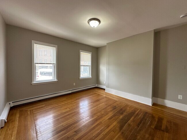 Foto del edificio - 73 Division St