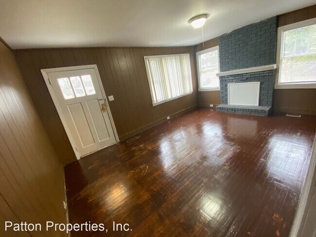 Foto del edificio - 2 br, 1 bath House - 2413 Sara Matthews Rd.