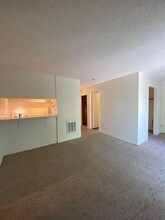 Building Photo - 2309 Blake St