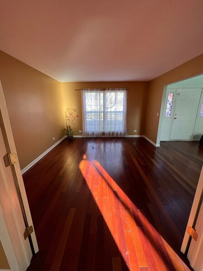 Foto del edificio - 983 Highgate Ln