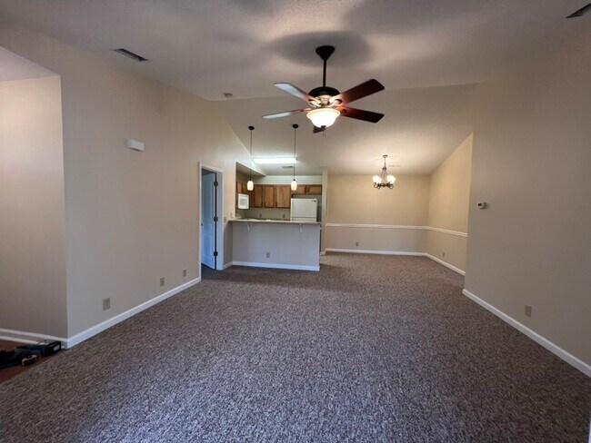 Foto del edificio - 93 Morningside Ln