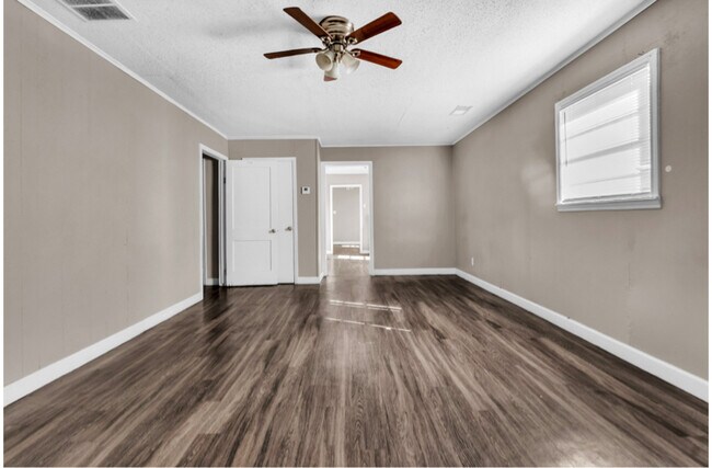 Foto del edificio - 769 Hilton St