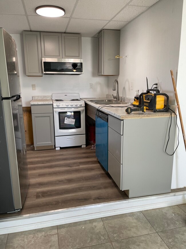 Building Photo - 268 N Ocotillo Dr