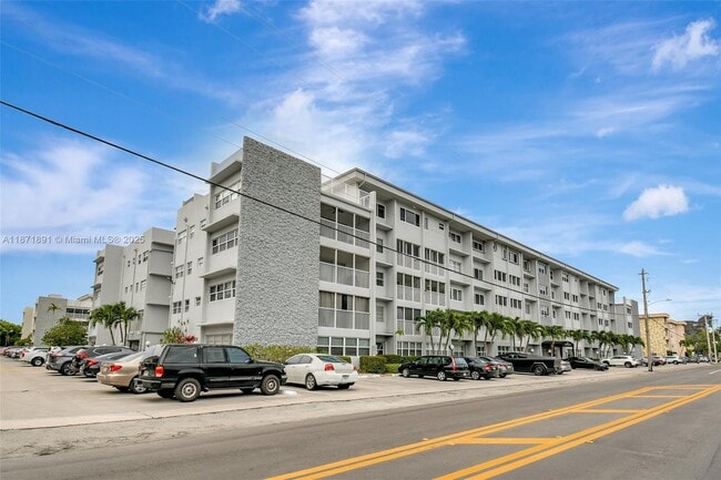 Foto del edificio - 329 SE 3rd St