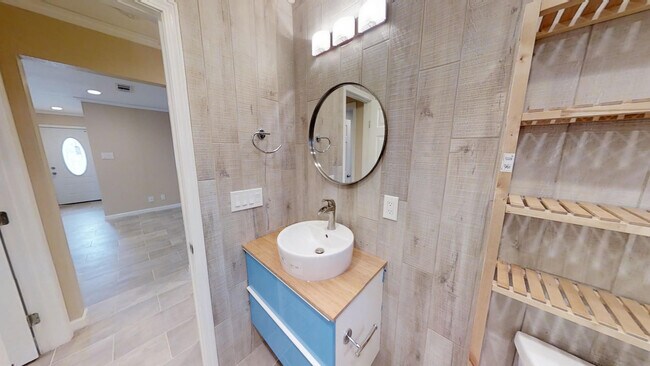 Foto del edificio - 2012 Coach Dr