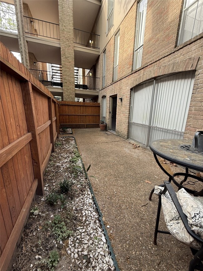 Building Photo - 4645 Wild Indigo St