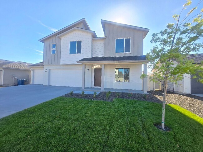 Building Photo - Beautiful Brand New home