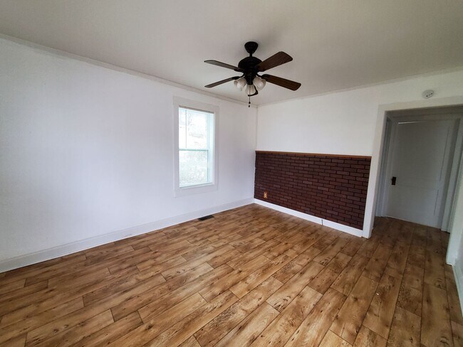 Foto del edificio - Get it now to see it. Perfect for young family. Great location