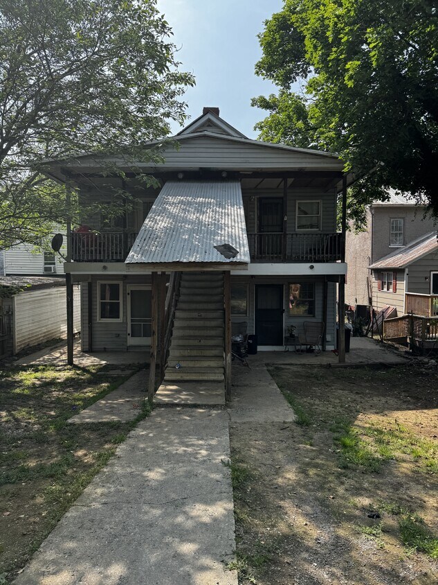 Foto principal - 537 N Queen St
