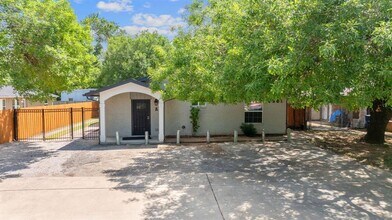 Building Photo - 6001 Jain Ln