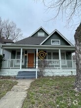 Building Photo - 20 Neal Ave