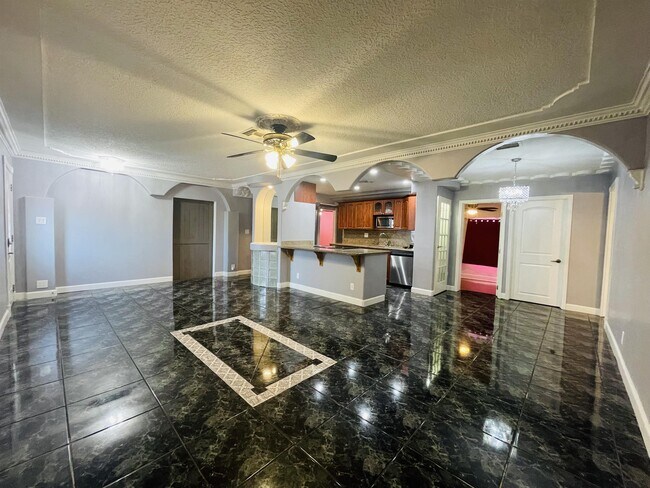 Foto del edificio - 8231 SW 9th Ct