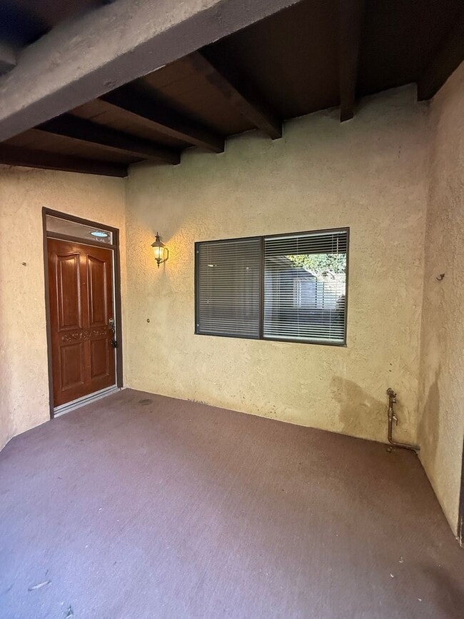 Building Photo - Orcutt Single Story Condo in The Gated Community of Creekridge Villas