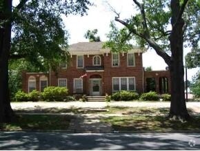 Building Photo - 120 N Ireland St