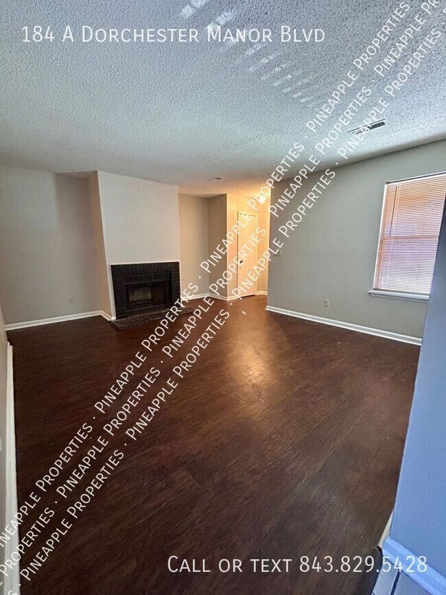 Foto del edificio - 184 A Dorchester Manor Blvd-