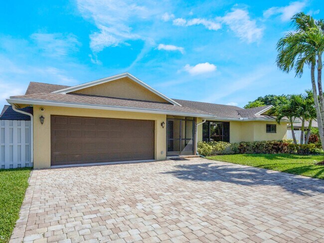 Foto del edificio - 19508 Hampton Dr