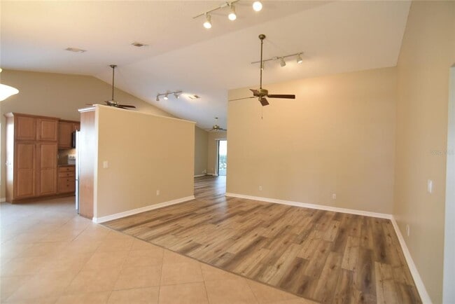 Building Photo - 1099 McKinnon Ave