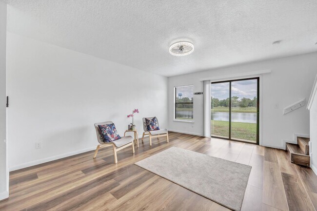 Building Photo - Townhome in Prime Location – Water Views &...