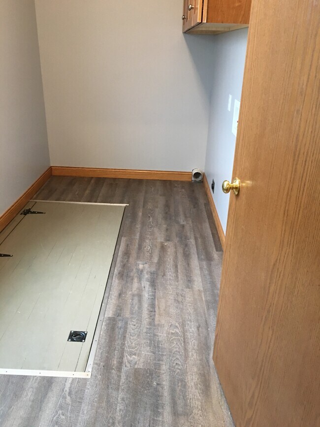 Foto principal - 102 Wapak St