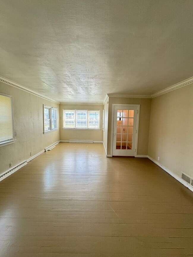 Foto del edificio - 1732 Lincolnway E