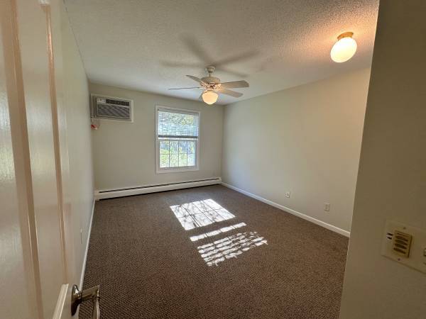 Foto del edificio - 942 Westbrooke Way