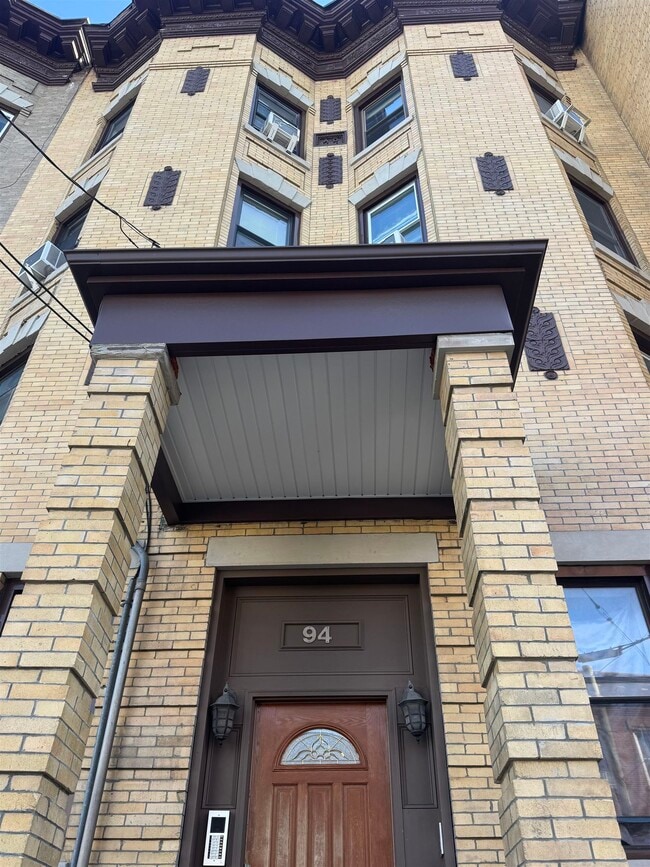Building Photo - 94 North St