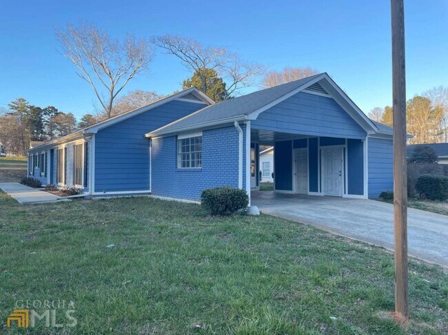 Building Photo - 1210 Allgood Rd